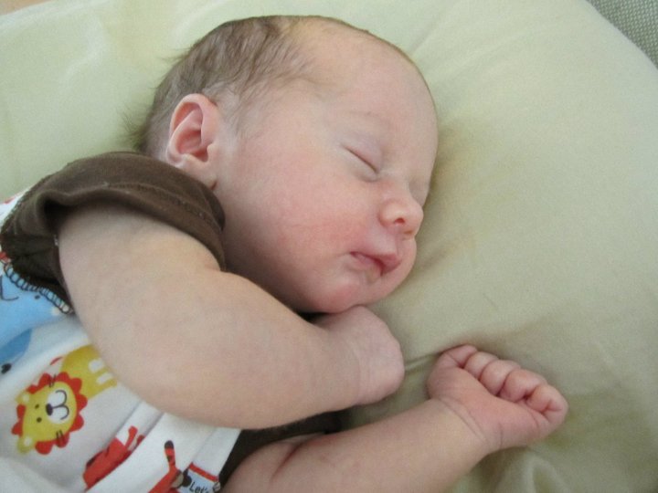 Baby Not Sleeping? Tips to Get sleep When You Have a Newborn.